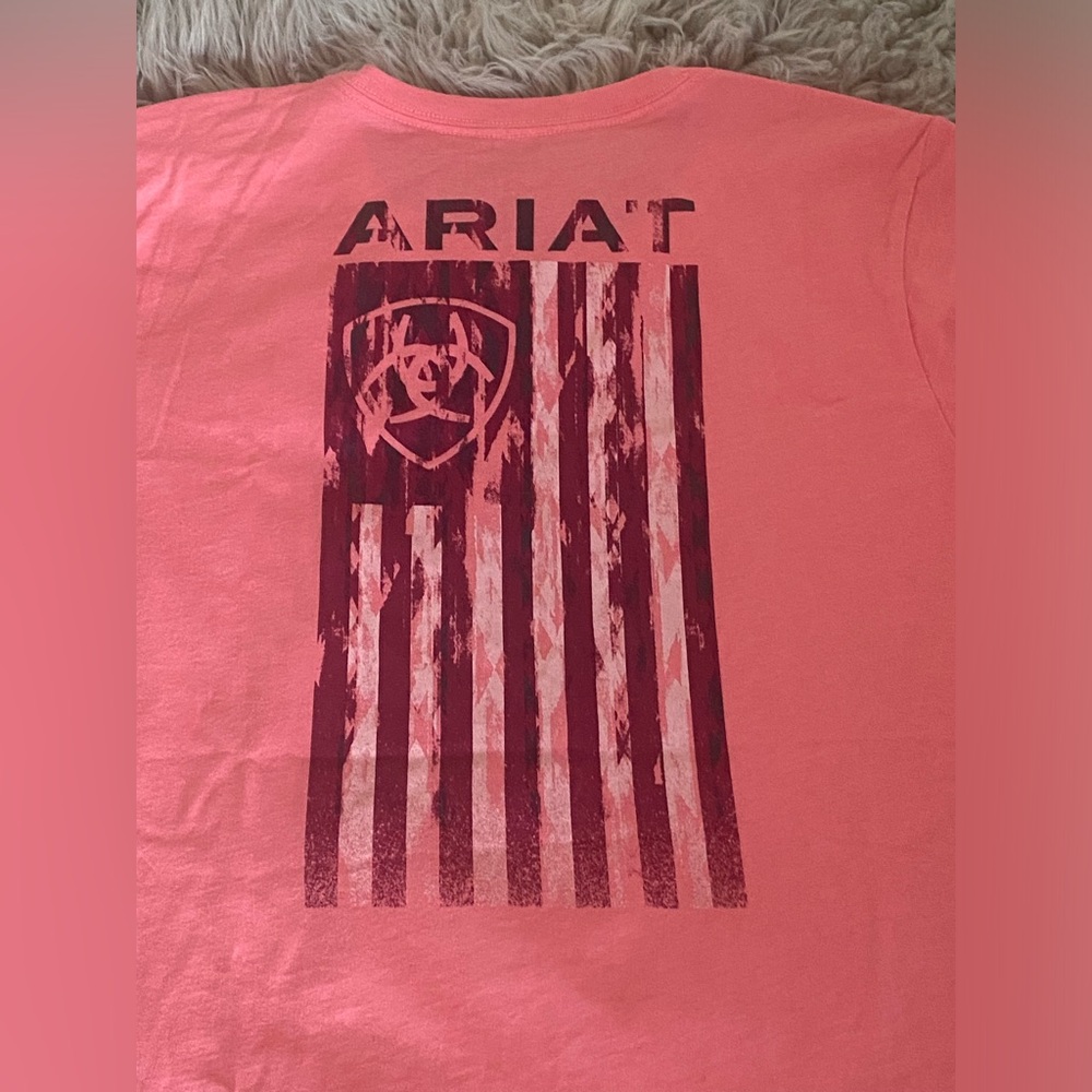 ARIAT women tee NWOT size XL